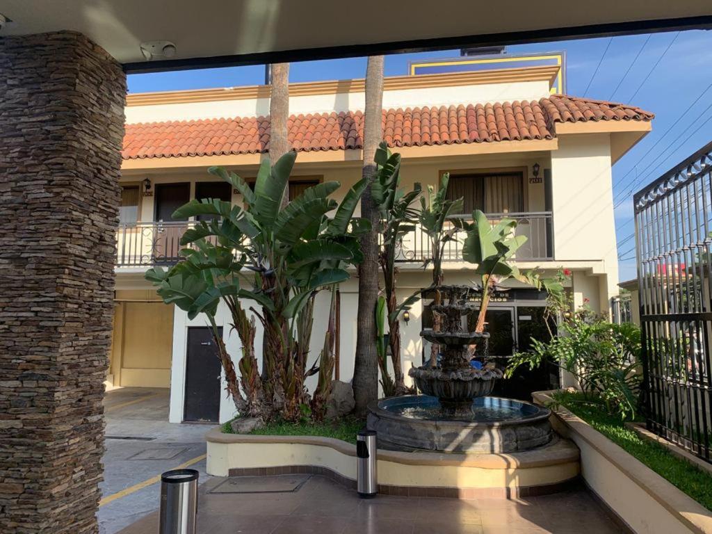 Hotel San Luis Rancho Mesa de Tijuana 外观 照片